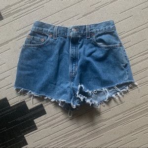 Vintage 90s high waisted Levi’s